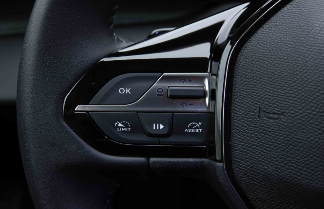 PEUGEOT_PEUGEOT_308_2655088_18.jpg PEUGEOT_PEUGEOT_308_2655088_18.jpg
