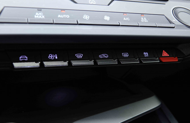PEUGEOT_PEUGEOT_308_2655103_14.jpg PEUGEOT_PEUGEOT_308_2655103_14.jpg