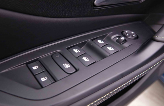 PEUGEOT_PEUGEOT_408_2548240_22.jpg