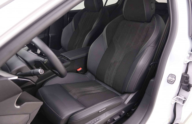 PEUGEOT_PEUGEOT_408_2548243_7.jpg