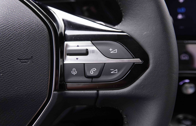 PEUGEOT_PEUGEOT_408_2548808_18.jpg