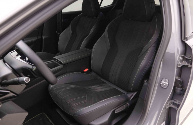 PEUGEOT_PEUGEOT_408_2550587_7.jpg