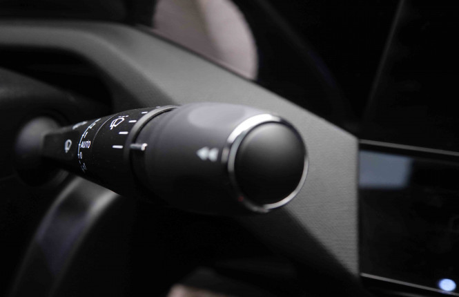 PEUGEOT_PEUGEOT_408_2550588_17.jpg PEUGEOT_PEUGEOT_408_2550588_17.jpg