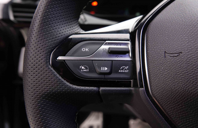 PEUGEOT_PEUGEOT_408_2550588_18.jpg PEUGEOT_PEUGEOT_408_2550588_18.jpg