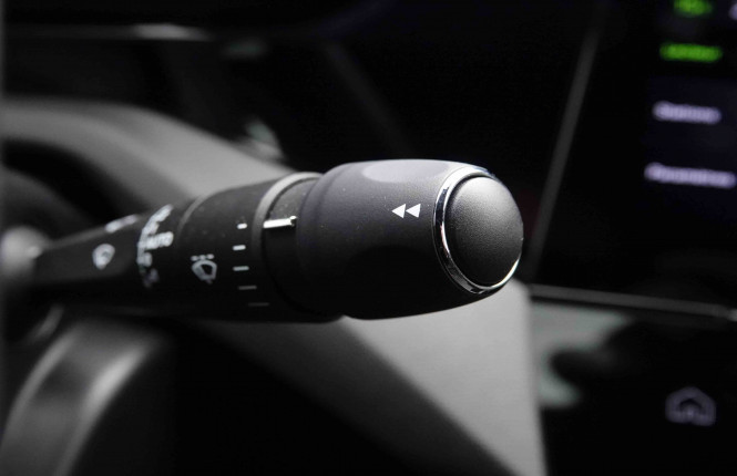 PEUGEOT_PEUGEOT_408_2652263_18.jpg PEUGEOT_PEUGEOT_408_2652263_18.jpg