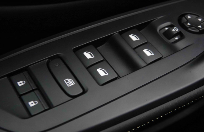 PEUGEOT_PEUGEOT_408_2652263_21.jpg PEUGEOT_PEUGEOT_408_2652263_21.jpg