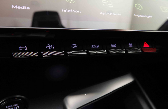 PEUGEOT_PEUGEOT_408_2652452_15.jpg PEUGEOT_PEUGEOT_408_2652452_15.jpg