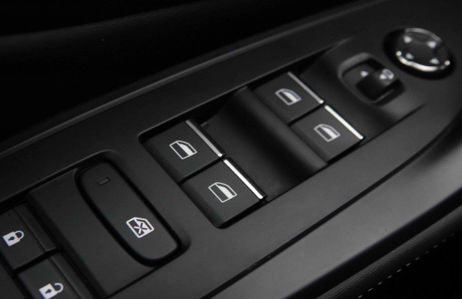 PEUGEOT_PEUGEOT_408_2652452_21.jpg PEUGEOT_PEUGEOT_408_2652452_21.jpg