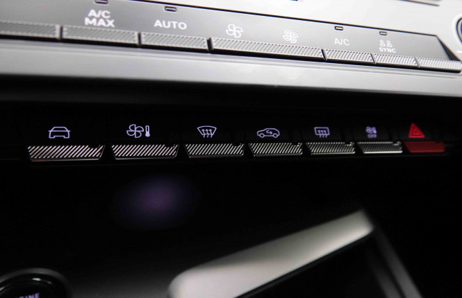 PEUGEOT_PEUGEOT_408_2652648_13.jpg PEUGEOT_PEUGEOT_408_2652648_13.jpg