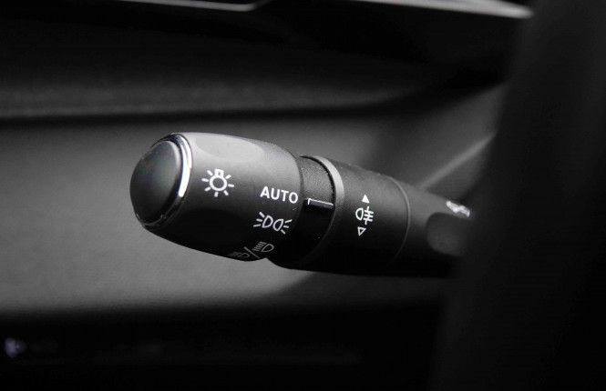 PEUGEOT_PEUGEOT_408_2652648_15.jpg PEUGEOT_PEUGEOT_408_2652648_15.jpg