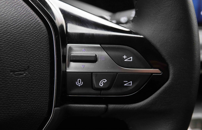 PEUGEOT_PEUGEOT_408_2652648_18.jpg PEUGEOT_PEUGEOT_408_2652648_18.jpg