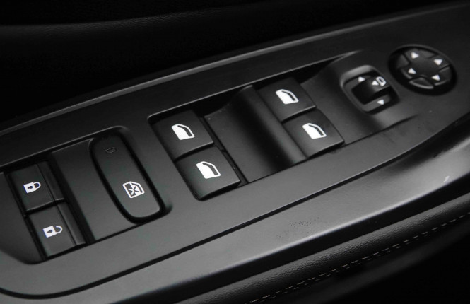 PEUGEOT_PEUGEOT_408_2652648_19.jpg PEUGEOT_PEUGEOT_408_2652648_19.jpg