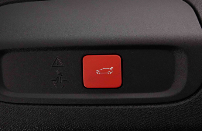 PEUGEOT_PEUGEOT_408_2653099_36.jpg PEUGEOT_PEUGEOT_408_2653099_36.jpg