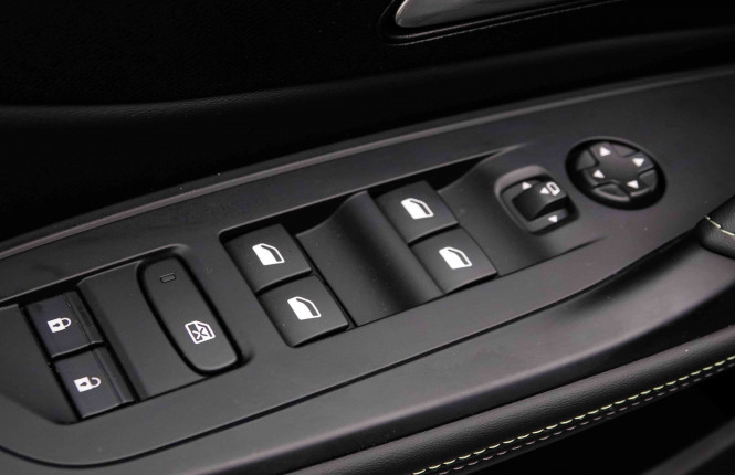 PEUGEOT_PEUGEOT_408_2653099_51.jpg PEUGEOT_PEUGEOT_408_2653099_51.jpg