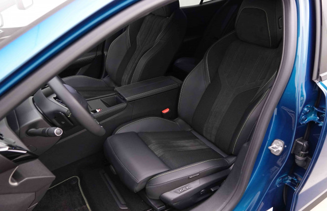 PEUGEOT_PEUGEOT_408_2653101_7.jpg