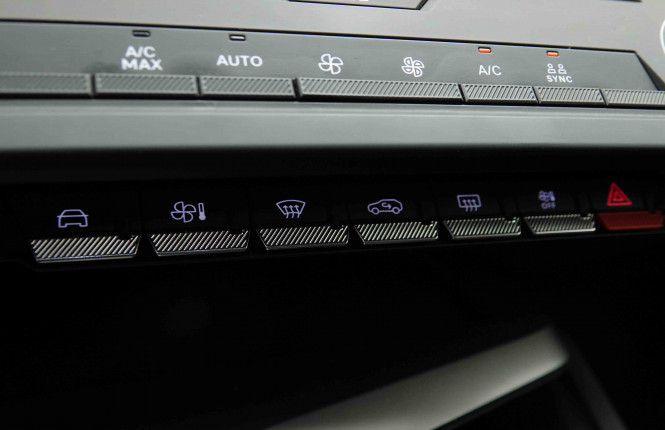 PEUGEOT_PEUGEOT_408_2653762_14.jpg PEUGEOT_PEUGEOT_408_2653762_14.jpg