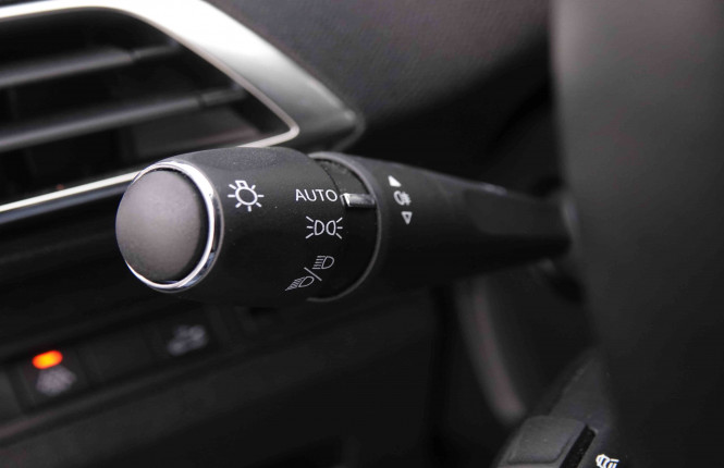 PEUGEOT_PEUGEOT_5008_2548179_18.jpg
