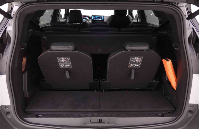 PEUGEOT_PEUGEOT_5008_2548605_6.jpg