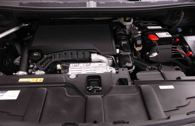 PEUGEOT_PEUGEOT_5008_2550738_23.jpg PEUGEOT_PEUGEOT_5008_2550738_23.jpg