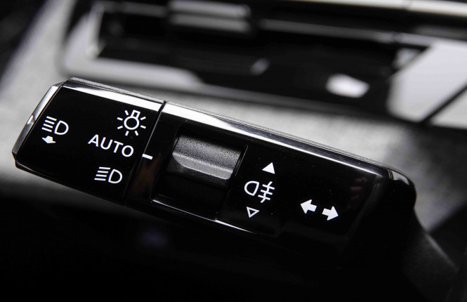 PEUGEOT_PEUGEOT_5008_2550862_18.jpg PEUGEOT_PEUGEOT_5008_2550862_18.jpg