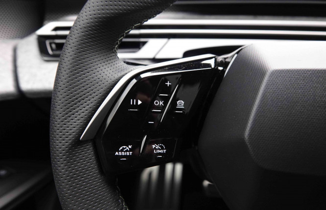 PEUGEOT_PEUGEOT_5008_2550871_20.jpg PEUGEOT_PEUGEOT_5008_2550871_20.jpg