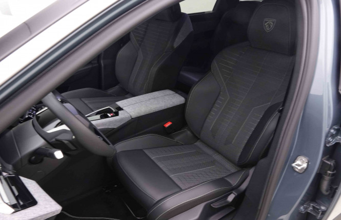 PEUGEOT_PEUGEOT_5008_2551306_7.jpg