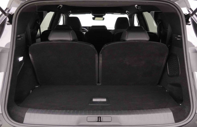 PEUGEOT_PEUGEOT_5008_2652148_5.jpg