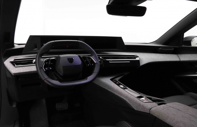 PEUGEOT_PEUGEOT_5008_2652148_7.jpg