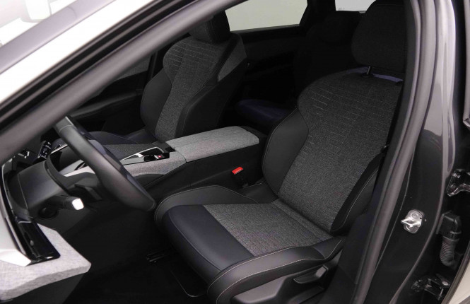 PEUGEOT_PEUGEOT_5008_2652149_6.jpg