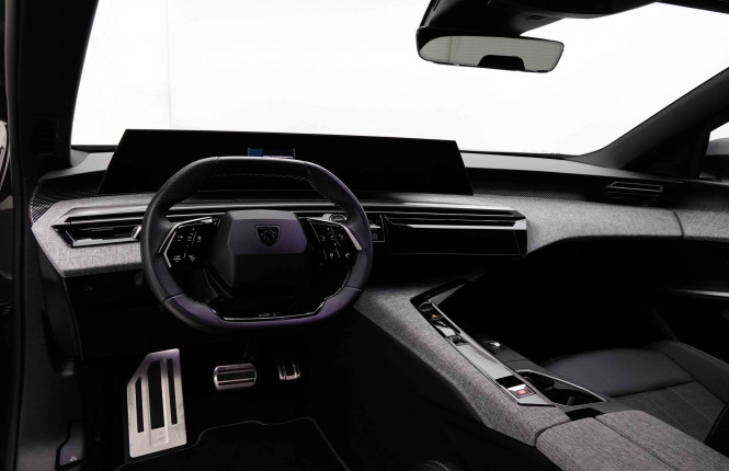 PEUGEOT_PEUGEOT_5008_2652684_8.jpg