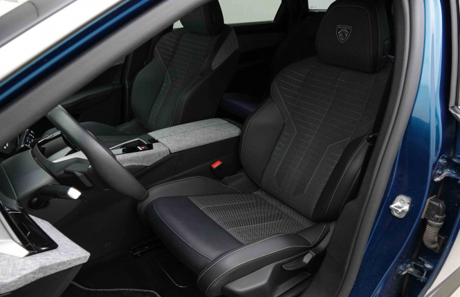 PEUGEOT_PEUGEOT_5008_2652685_7.jpg