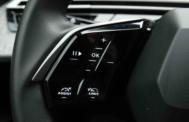 PEUGEOT_PEUGEOT_5008_2653277_18.jpg PEUGEOT_PEUGEOT_5008_2653277_18.jpg