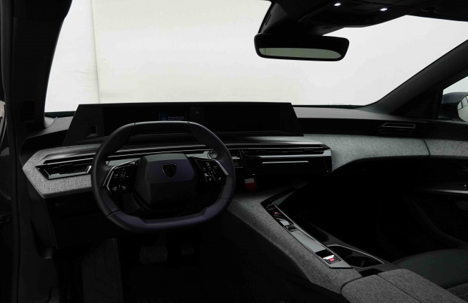 PEUGEOT_PEUGEOT_5008_2653277_8.jpg PEUGEOT_PEUGEOT_5008_2653277_8.jpg