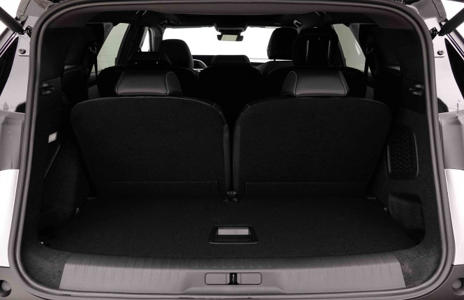 PEUGEOT_PEUGEOT_5008_2653285_6.jpg