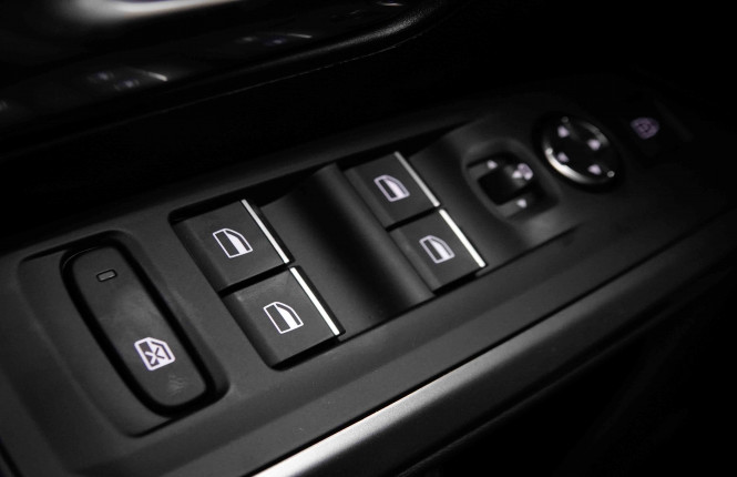 PEUGEOT_PEUGEOT_5008_2653287_22.jpg