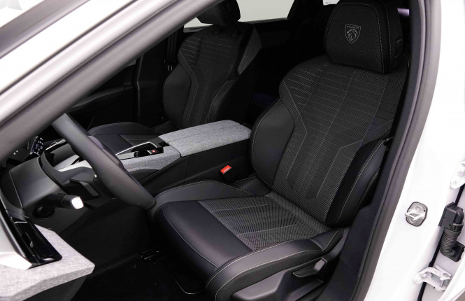 PEUGEOT_PEUGEOT_5008_2653288_7.jpg