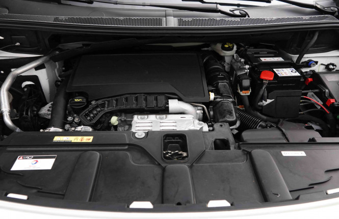 PEUGEOT_PEUGEOT_5008_2653499_19.jpg