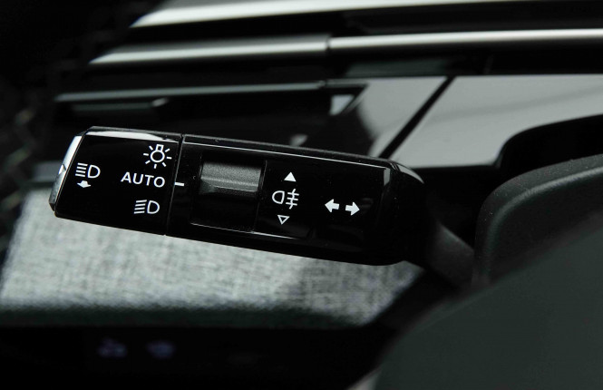 PEUGEOT_PEUGEOT_5008_2653565_18.jpg PEUGEOT_PEUGEOT_5008_2653565_18.jpg