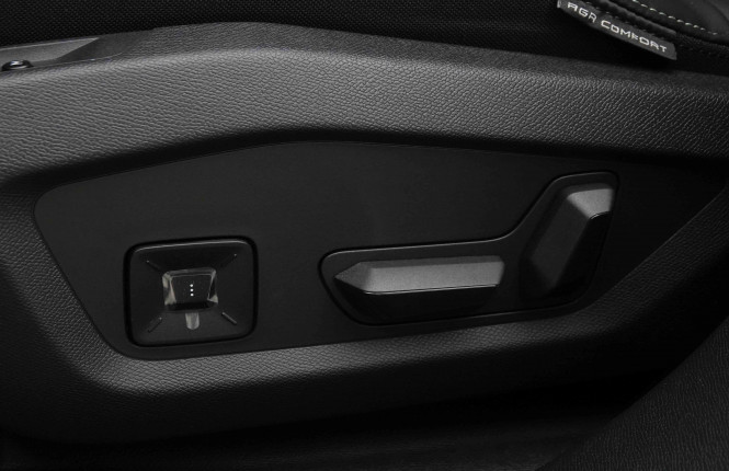 PEUGEOT_PEUGEOT_5008_2653565_23.jpg PEUGEOT_PEUGEOT_5008_2653565_23.jpg