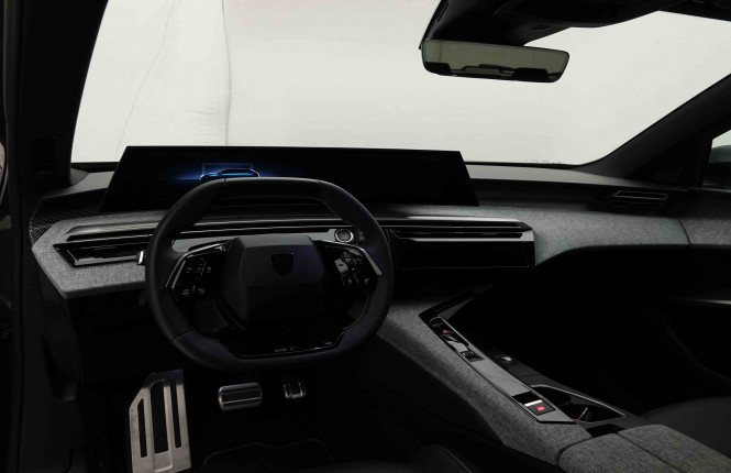 PEUGEOT_PEUGEOT_5008_2654159_8.jpg
