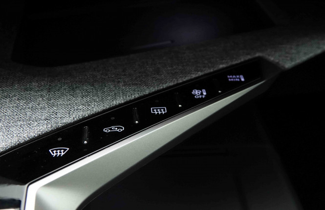 PEUGEOT_PEUGEOT_5008_2654160_15.jpg