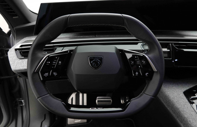 PEUGEOT_PEUGEOT_5008_2654160_9.jpg