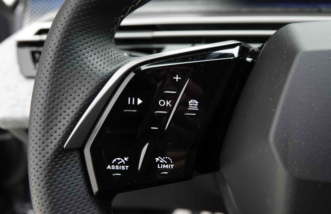PEUGEOT_PEUGEOT_5008_2654162_18.jpg PEUGEOT_PEUGEOT_5008_2654162_18.jpg