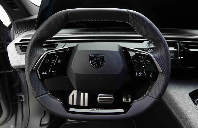PEUGEOT_PEUGEOT_5008_2654162_8.jpg PEUGEOT_PEUGEOT_5008_2654162_8.jpg