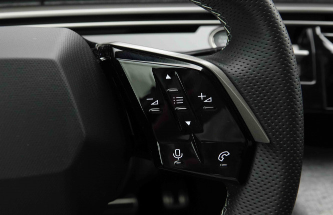 PEUGEOT_PEUGEOT_5008_2654359_18.jpg PEUGEOT_PEUGEOT_5008_2654359_18.jpg