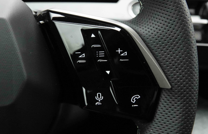 PEUGEOT_PEUGEOT_5008_2654540_21.jpg PEUGEOT_PEUGEOT_5008_2654540_21.jpg