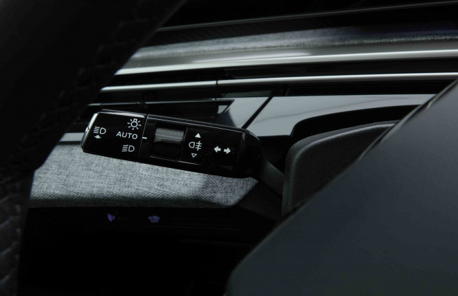 PEUGEOT_PEUGEOT_5008_2654551_17.jpg