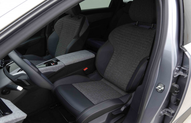 PEUGEOT_PEUGEOT_5008_2654551_6.jpg