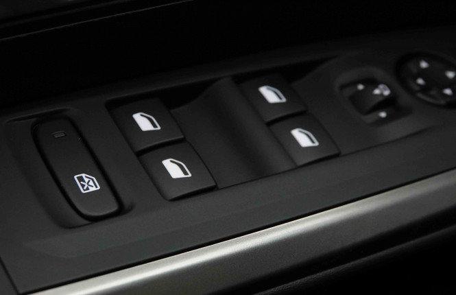 PEUGEOT_PEUGEOT_5008_2654553_20.jpg PEUGEOT_PEUGEOT_5008_2654553_20.jpg
