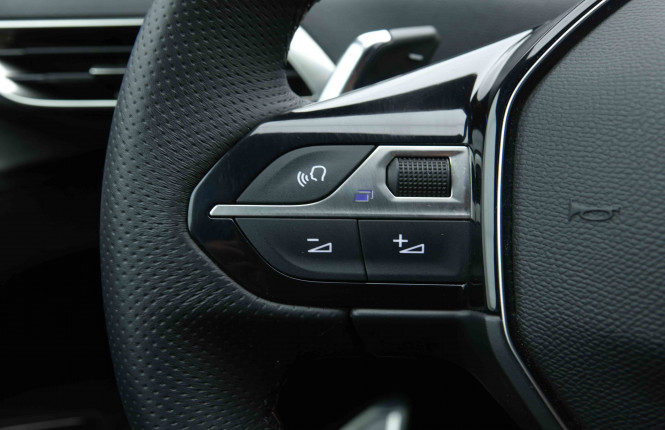 PEUGEOT_PEUGEOT_5008_2654775_21.jpg PEUGEOT_PEUGEOT_5008_2654775_21.jpg